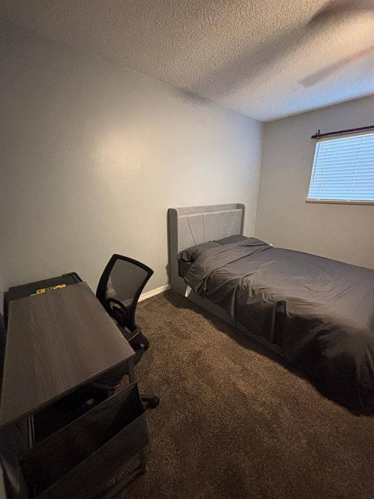 one bedroom for rent, female only