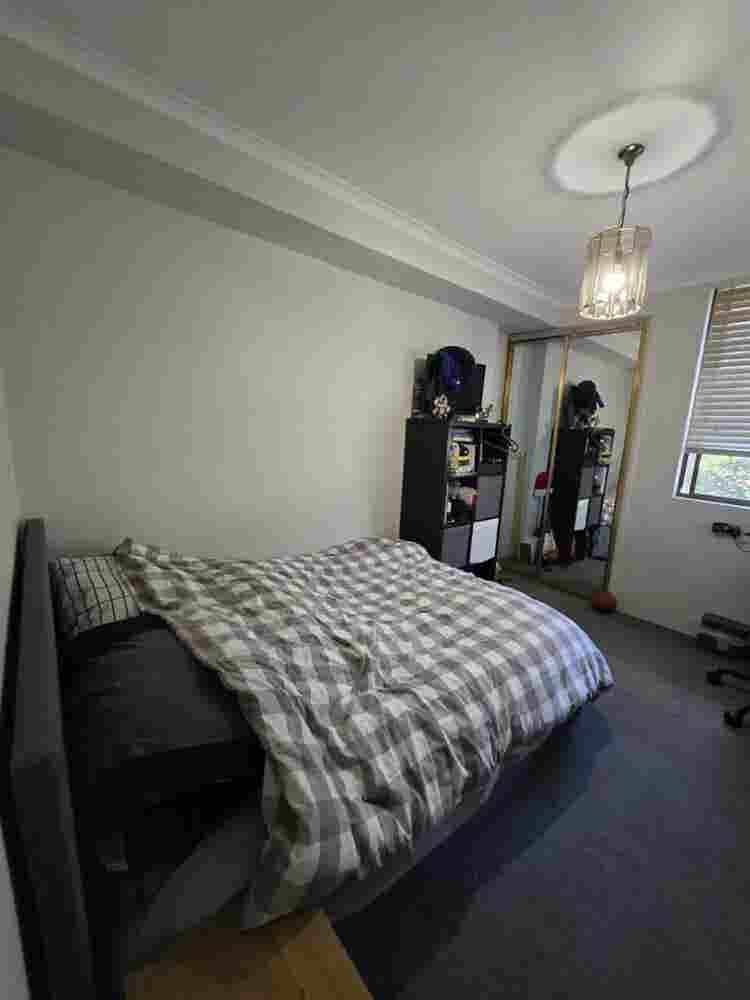 ✨ Room Available - Move in Now ✨