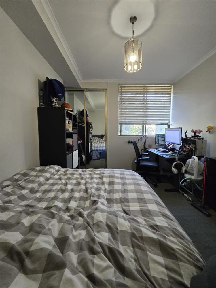 ✨ Room Available - Move in Now ✨