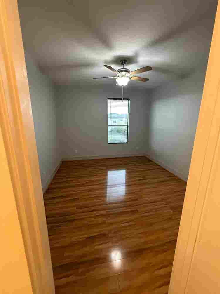 1Rm Modern Home, All Bills Included