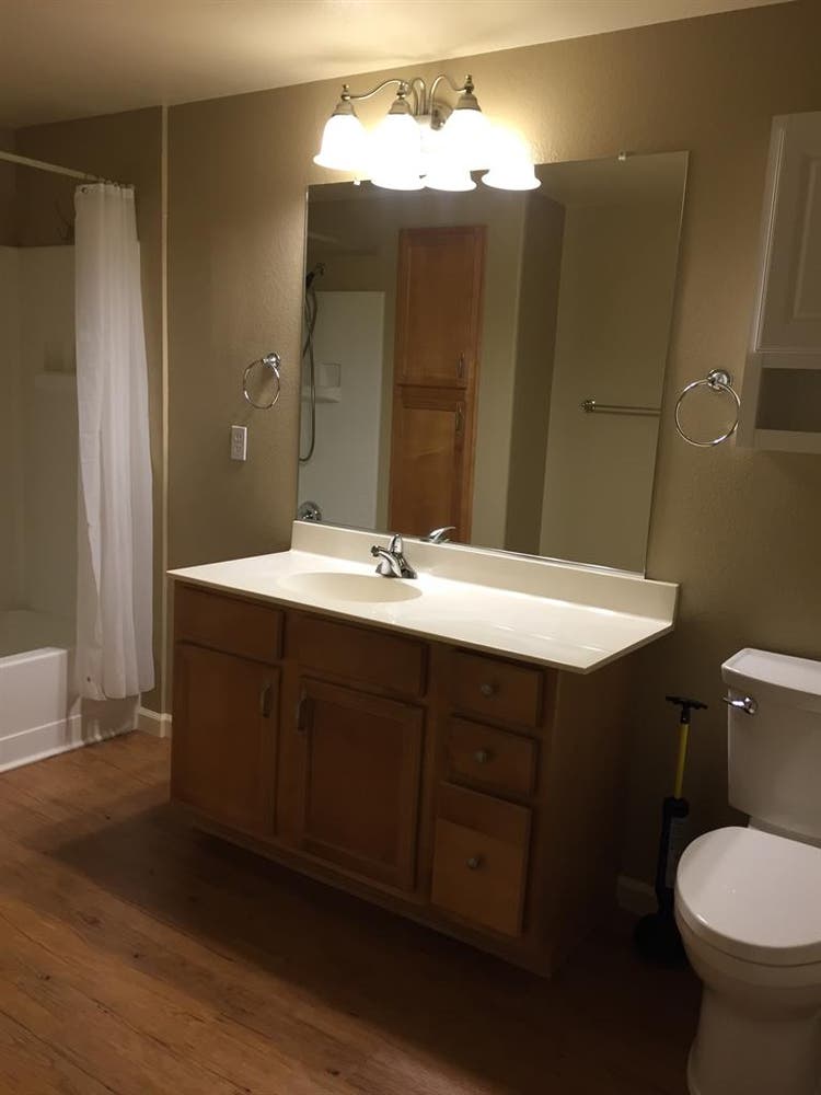 PRIVATE BEDROOM+BATH RENO CONDO