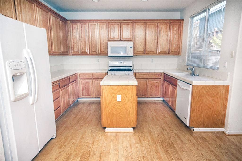 1 BR in East Palo Alto