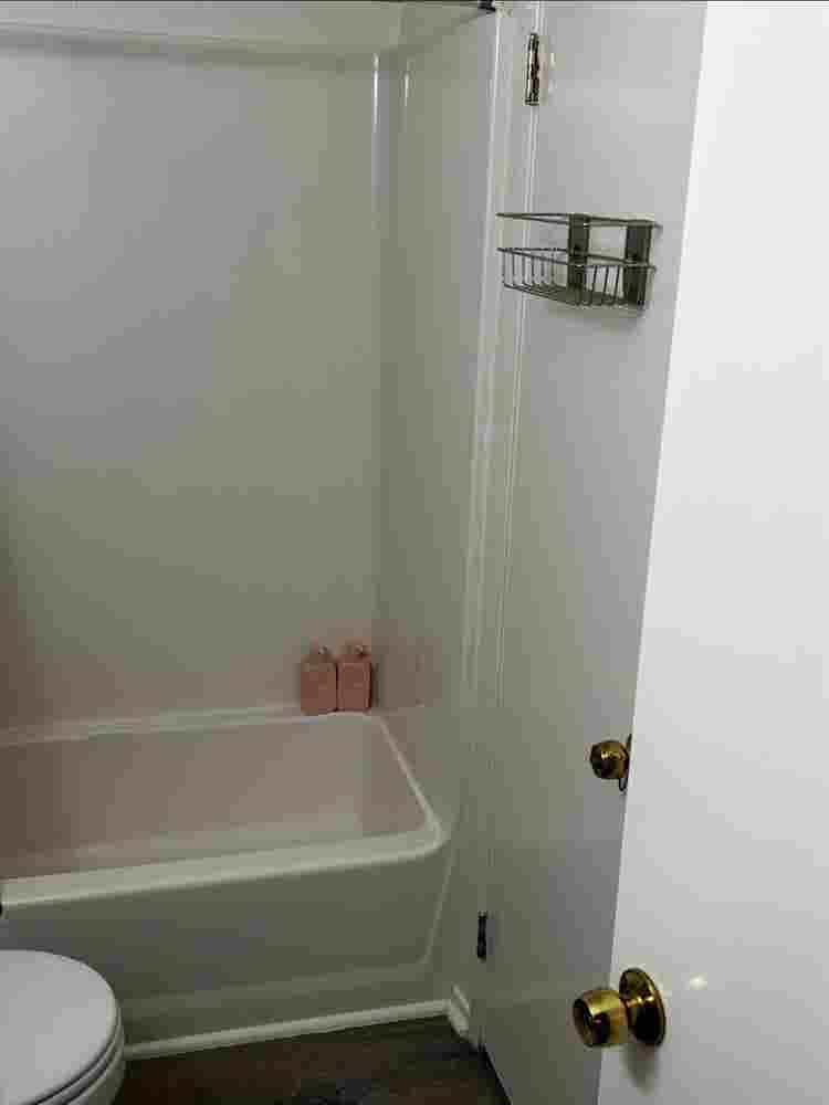 Looking for Respectful Roommate