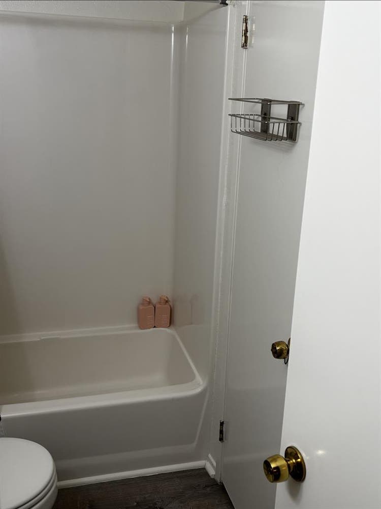 Looking for Respectful Roommate