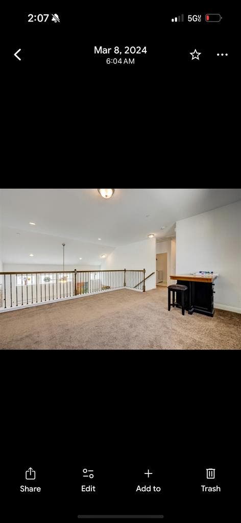 Charming furnished room for rent