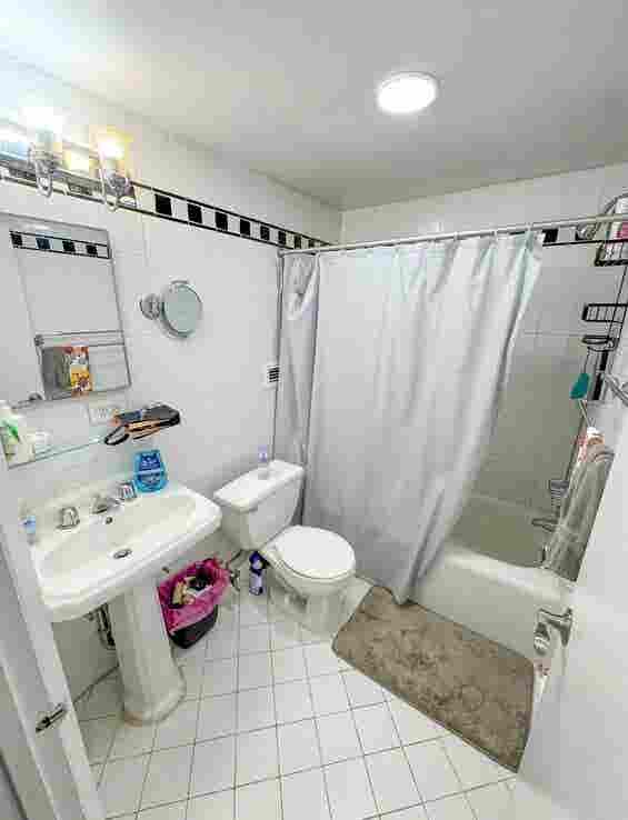 ✨Convenient Room in Midtown South ✨