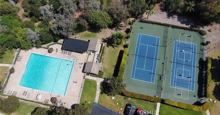 Two Rooms Available in Anaheim Home