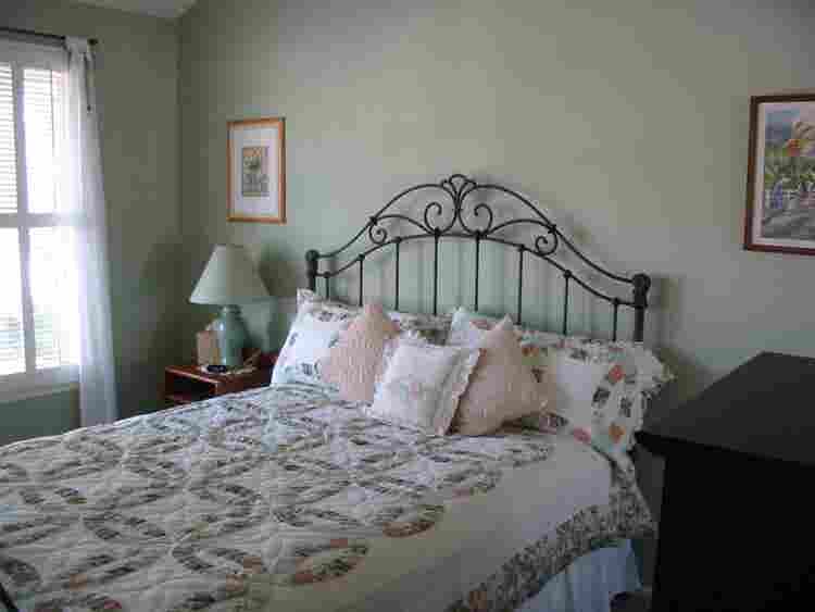 Two Rooms Available in Anaheim Home