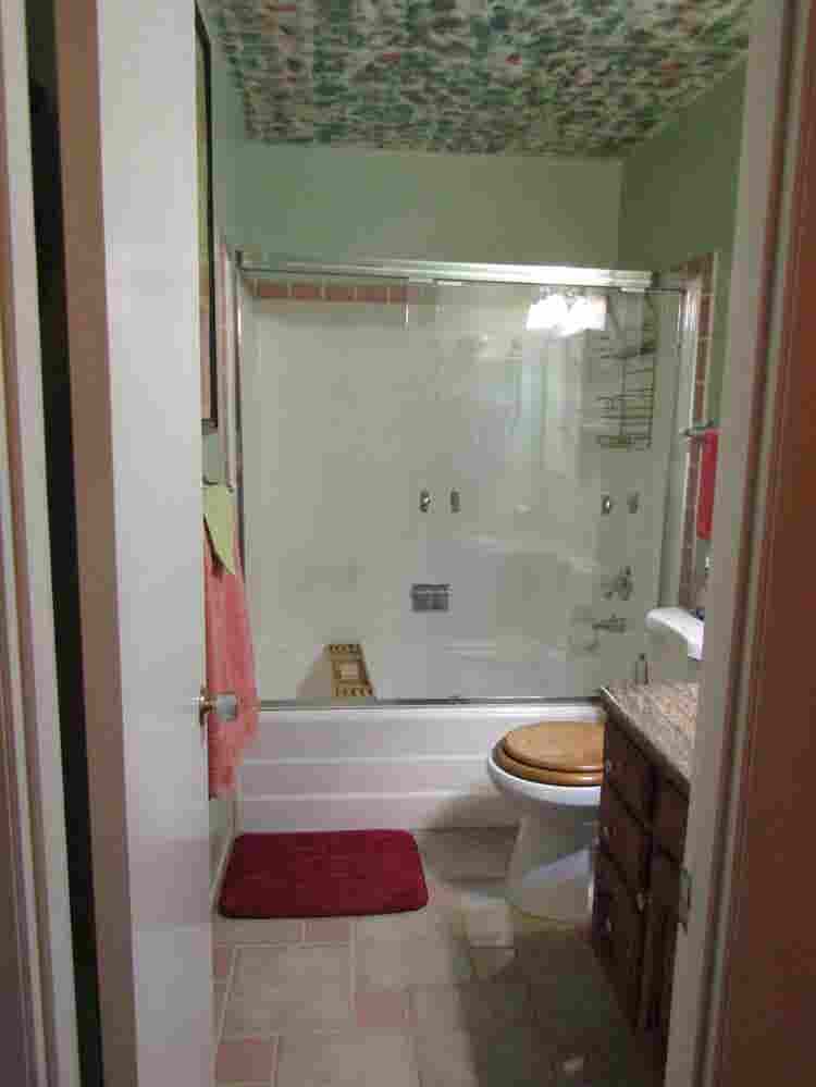 Frnished Bdrm & Privt Bath/2 Lvl TH