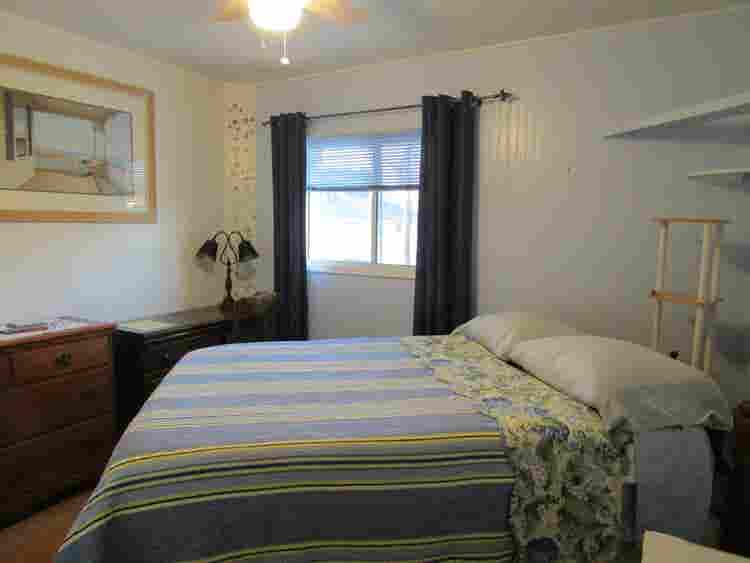 Frnished Bdrm & Privt Bath/2 Lvl TH