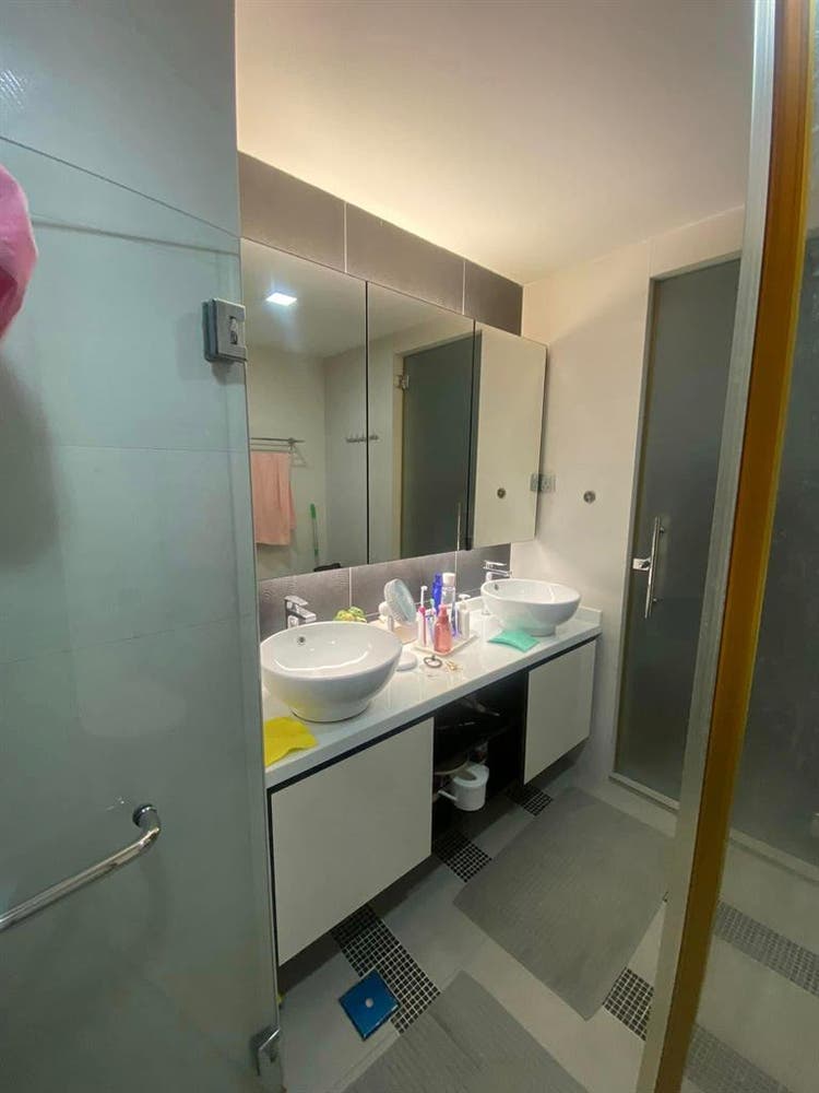 MASTER BEDROOM, SEMBAWANG CONDO
