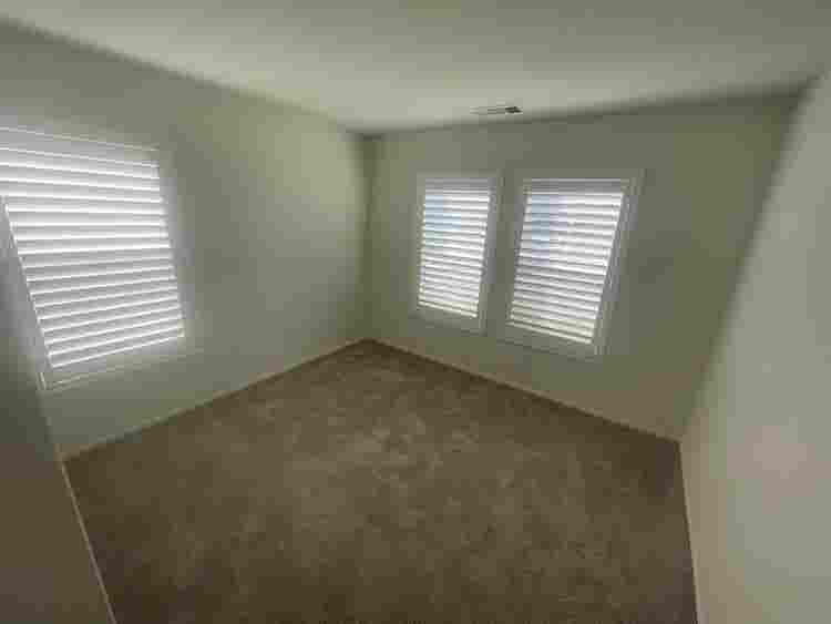 New Victorville Home room for rentt