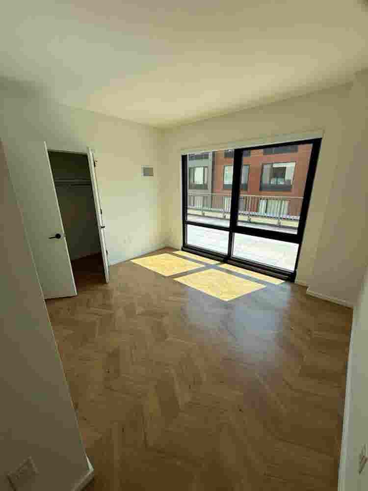 Stamford Duplex w/ Terrace