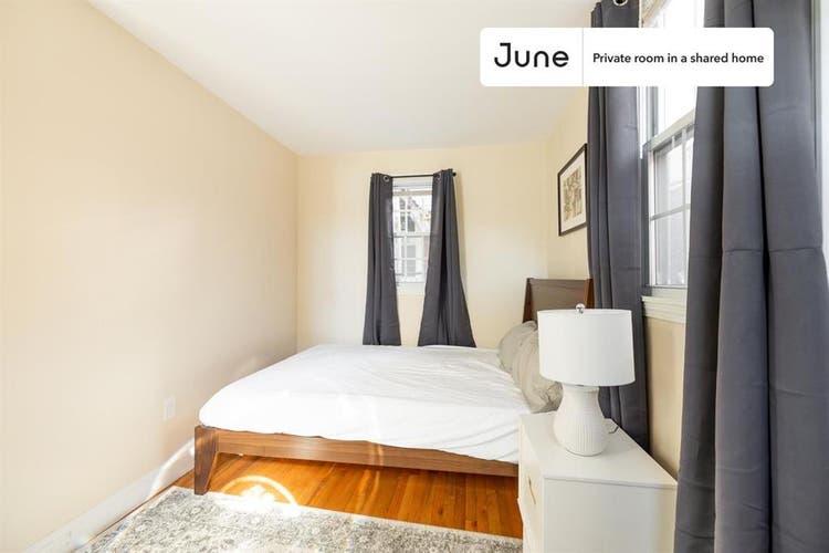 4 BR in Boston
