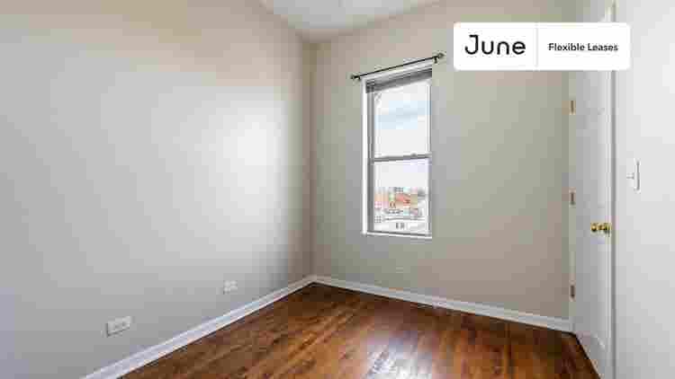 3 BR in Chicago