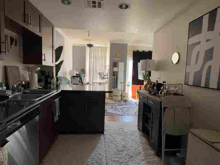 Penthouse Studio Lease Takeover