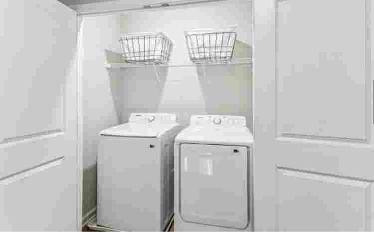Brand New 
Townhome Room for Rent