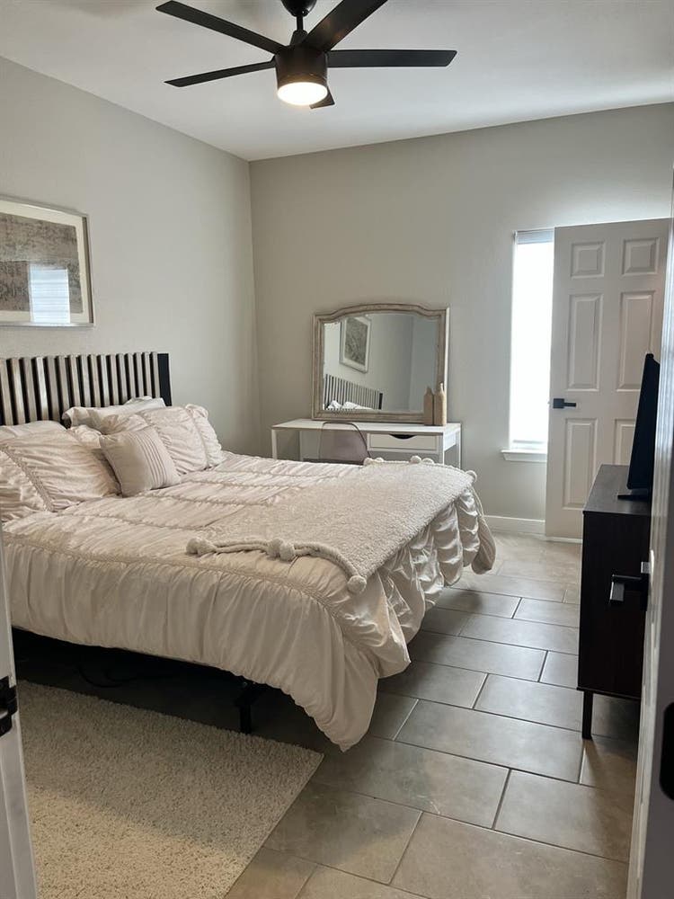 Room for Rent *Females Only*