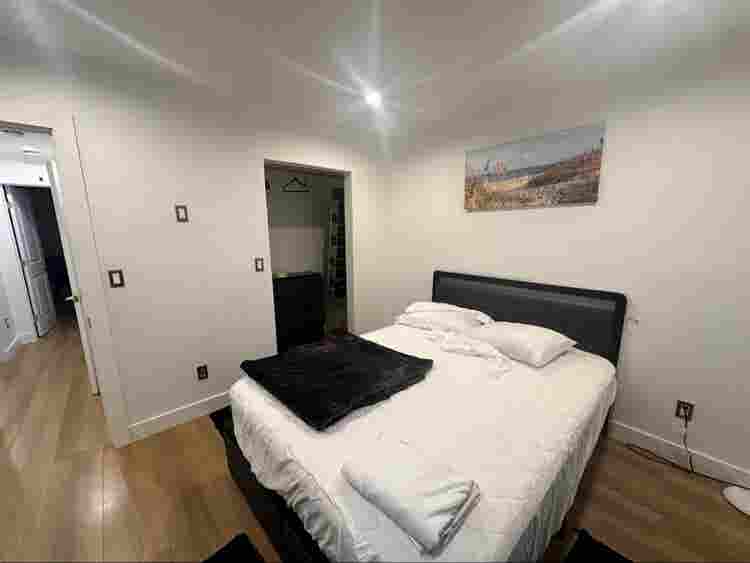 Room available in Long Beach