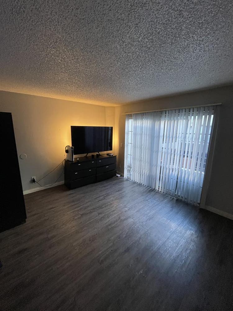 $, Utilities Included, Private B