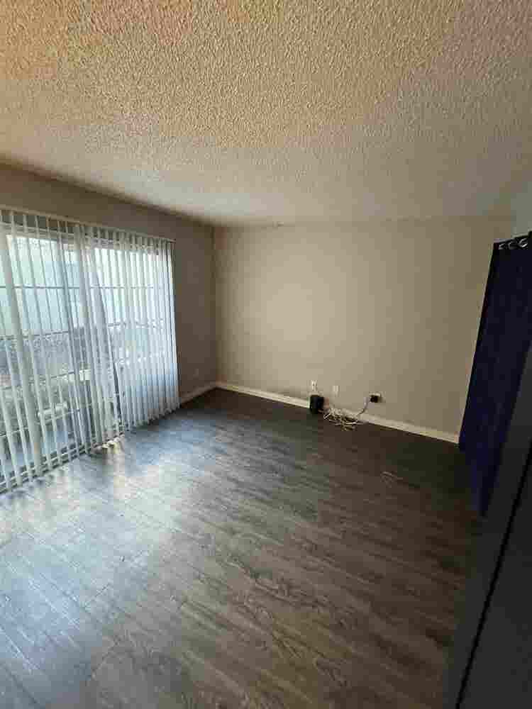 $, Utilities Included, Private B