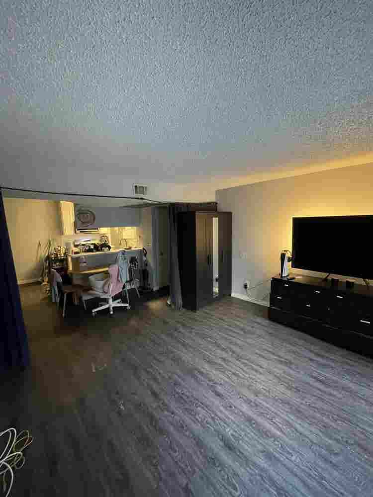 $, Utilities Included, Private B
