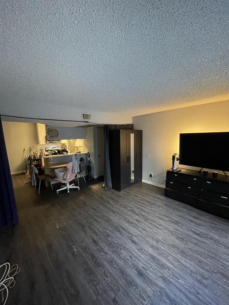 $, Utilities Included, Private B