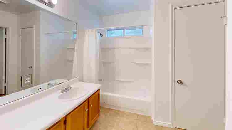 1 BR in Austin