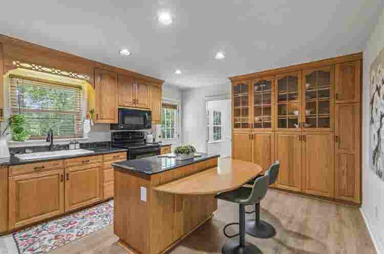Big rooms for rent