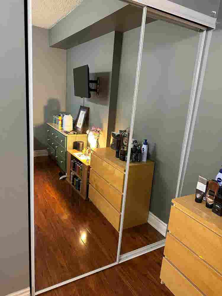 Private room in Condo near STC