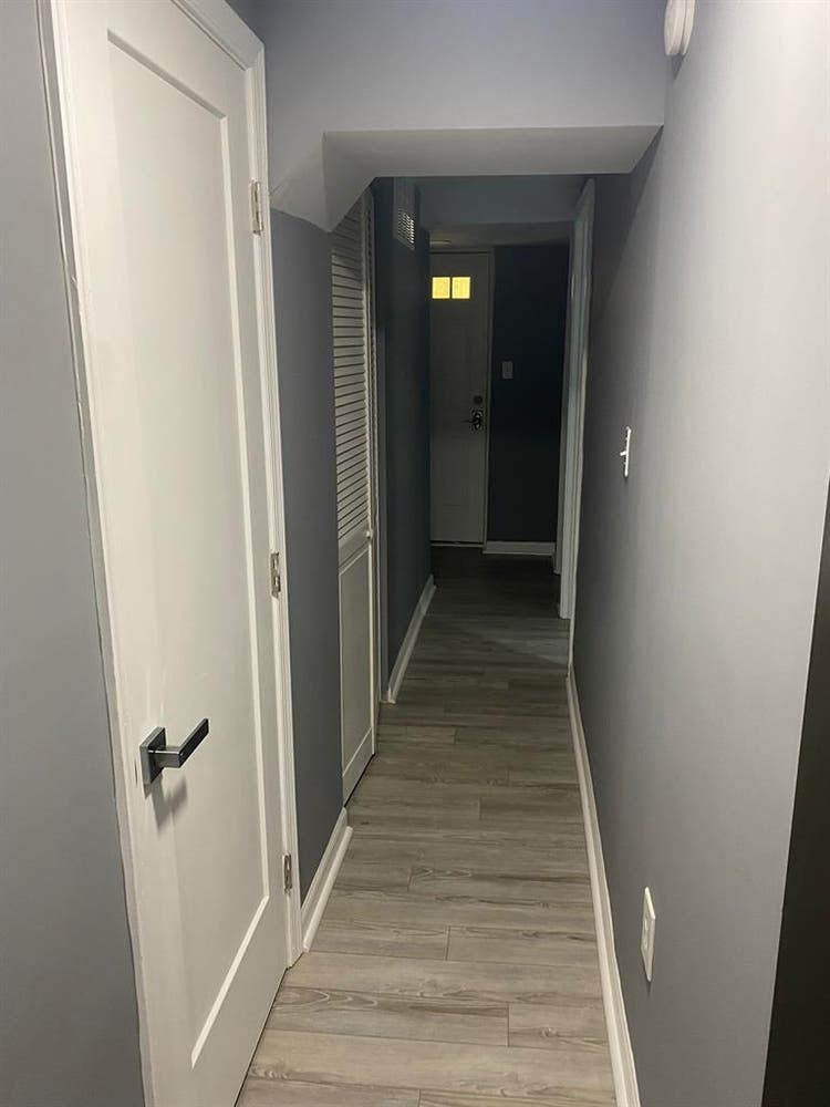 Private Basement Unit w/ Full Bath