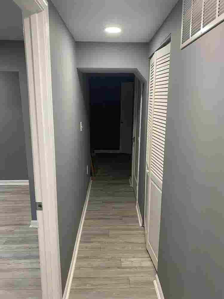 Private Basement Unit w/ Full Bath