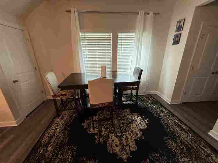 5 BR in Huntersville