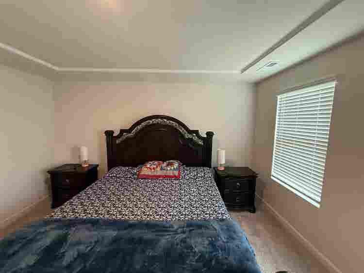 5 BR in Huntersville