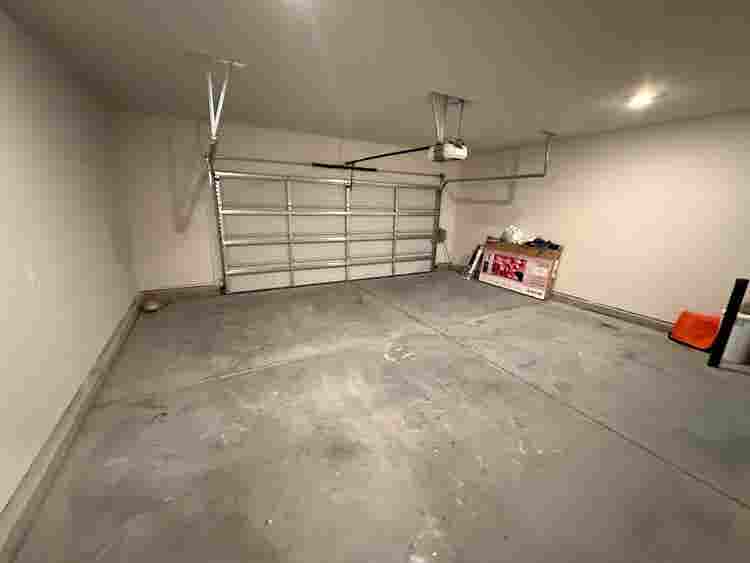 5 BR in Huntersville