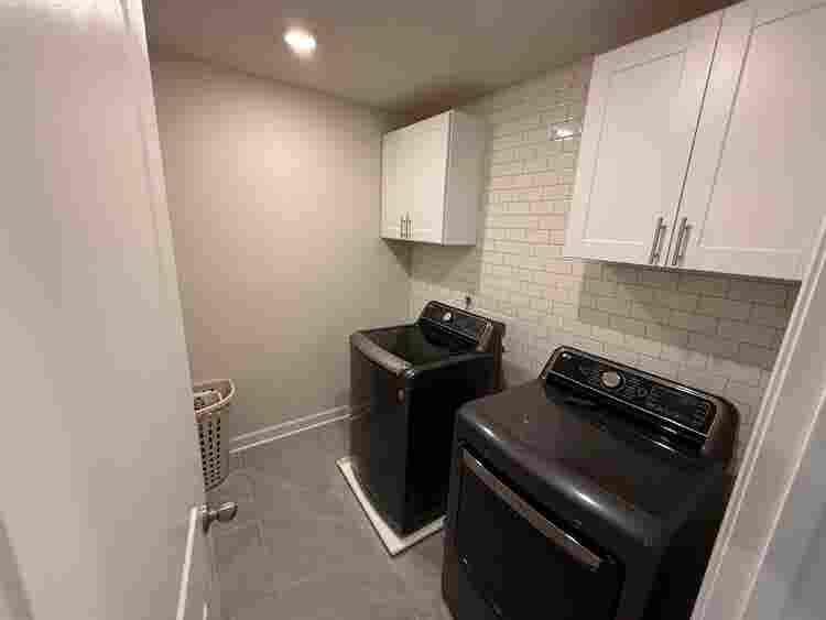5 BR in Huntersville