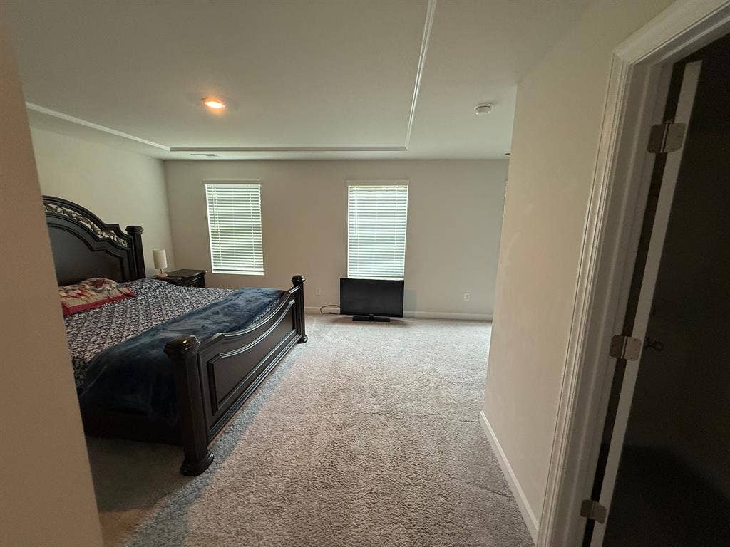 5 BR in Huntersville