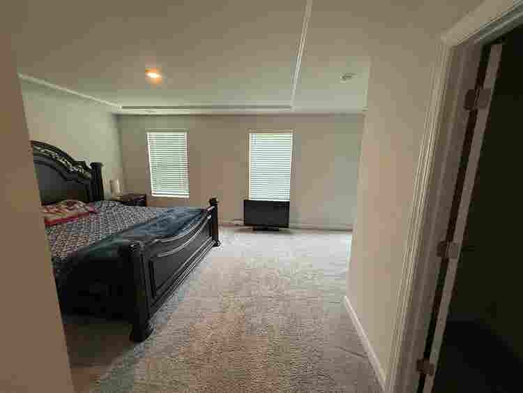 5 BR in Huntersville