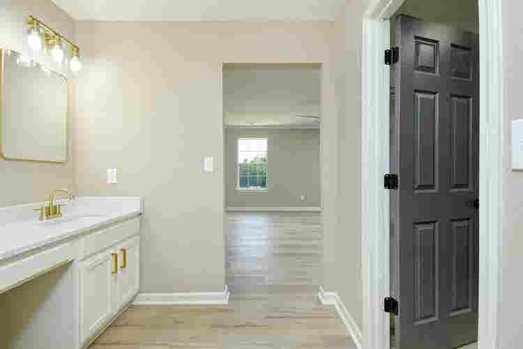 6 BR in Decatur