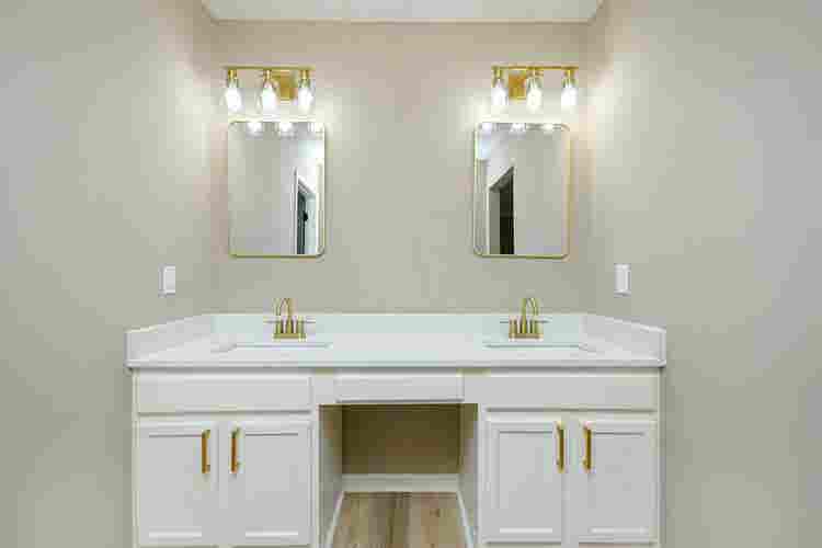 6 BR in Decatur