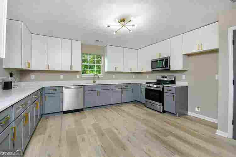6 BR in Decatur
