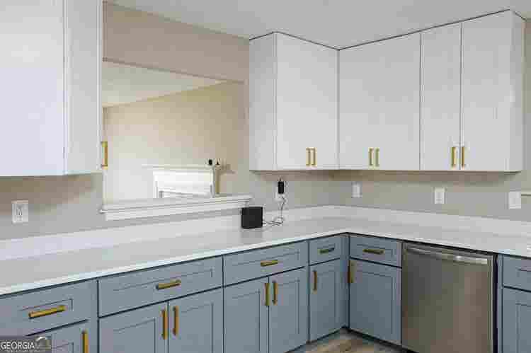 6 BR in Decatur