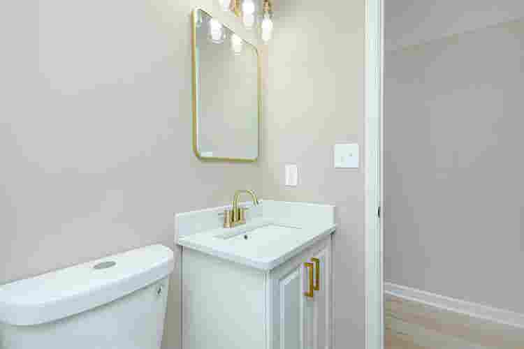 6 BR in Decatur