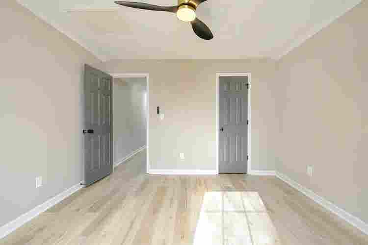 6 BR in Decatur