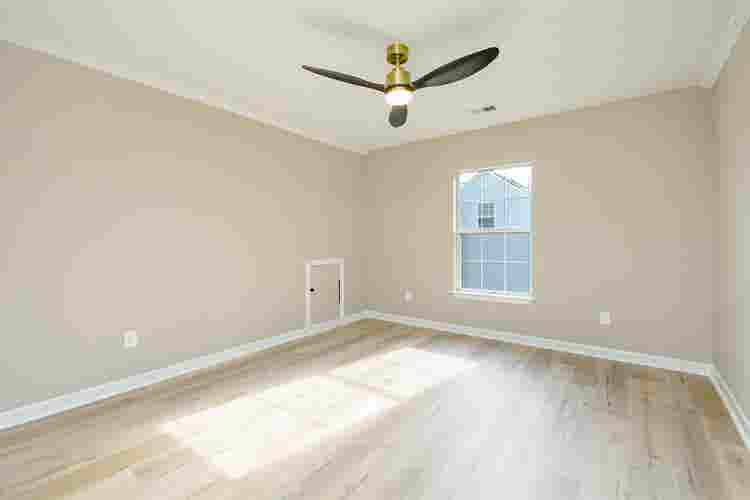 6 BR in Decatur