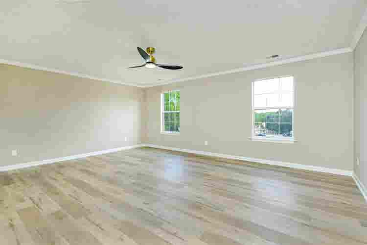 6 BR in Decatur