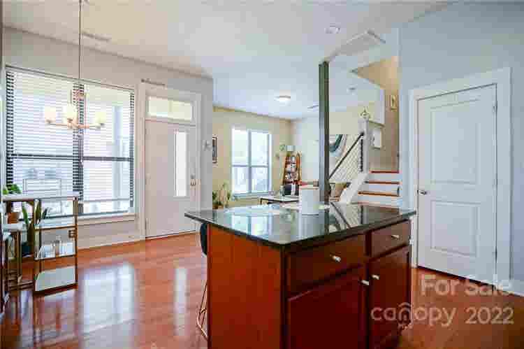 3 BR in Charlotte
