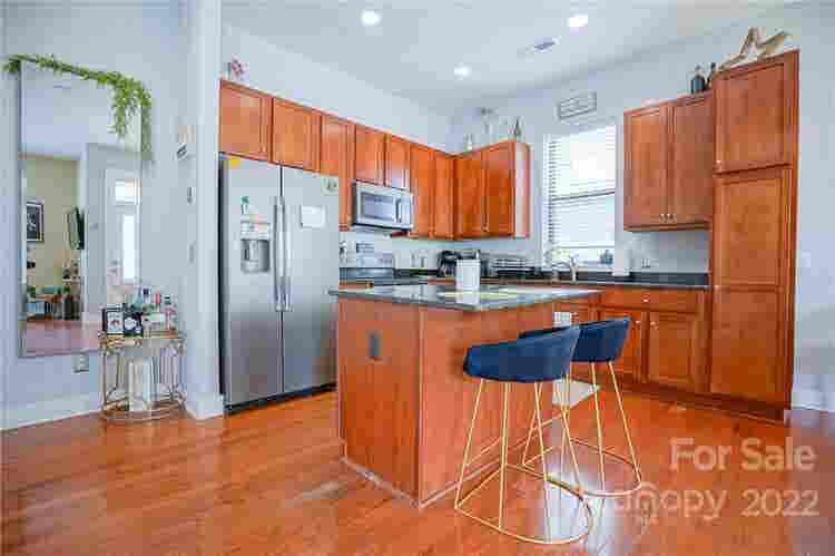 3 BR in Charlotte