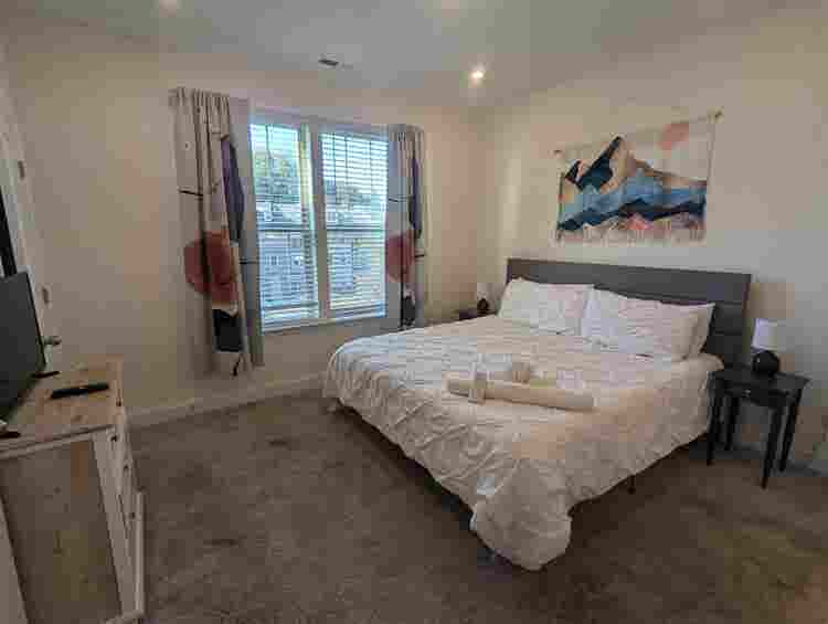 3 BR in Charlotte
