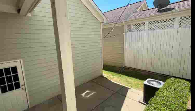 3 BR in Apex